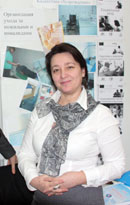 Елена Попова.