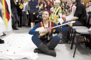 Naurysfeier an der Deutsch-Kasachischen Universität. Naurys ist das traditionelle Fest des Frühlingsbeginns. Gefeiert wird es bei Kasachen wie auch bei Uiguren, Usbeken und anderen Völkern Kasachstans – wenn auch überall ein wenig anders.