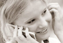 Их будет трое С приходом третьего GSM-оператора казахстанцы ожидают снижение цен на мобильную связь