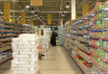 Прав тот, кто знает свои права Изобилие товаров приводит к тому, что человек берет все, до чего достают руки