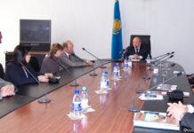 По международным вопросам На приеме у акима города Павлодара Б. Демеуова