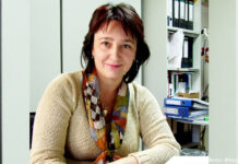 По социальному статусу, а не по национальности Елена Степановна Попова, эксперт по социальной работе АООНК "Возрождение"