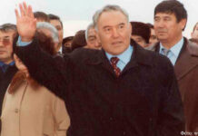 От знания языков — к взаимопониманию и миру Нурсултан Назарбаев особо подчеркнул важность триединой языковой политики