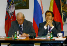 «Центры встреч — мосты дружбы и сотрудничества» Ветеран общественного движения российских немцев, Эдвин Гриб и Генрих Мартенс, председатель Международного союза немецкой культуры