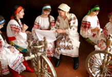 Украинская горилка на башкирской свадьбе Украинские вечерницы.