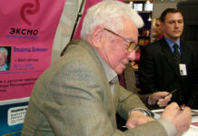 NON FICTION: X Международная ярмарка интеллектуальной литературы Автограф-сессия Владимира Войновича