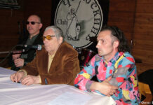 Над мистической глубиной