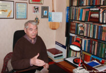 «У меня за спиной три переметные сумы: русская, казахская, немецкая»