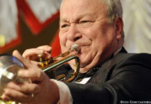 Игорь Бурко: «С концертами объездил все немецкие поселения области» «Уральский диксиленд» народного артиста России Игоря Бурко произвел настоящий фурор.