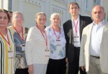 К юбилейной дате в истории российских немцев Делегация томичей в г. Энгельсе.