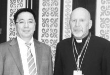 Евангелическо-лютеранская церковь прошла перерегистрацию в Казахстане Председатель Агентства РК по делам религий Кайрат Лама Шариф и епископ Евангелическо-лютеранской церкви в Казахстане Юрий Тимофеевич Новгородов.