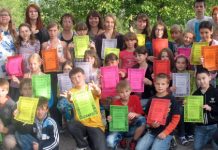 По cледам колонистов Участники лагеря с грамотами