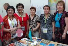 Международный Съезд учителей немецкого языка в Италии У казахстанского стенда