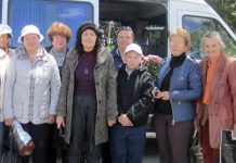 В память жертв политических репрессий Активисты Алматинского культурно-этнического общества немцев «Возрождение»