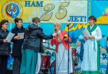 С большей уверенностью двигаться вперед В центральном парке города Семея