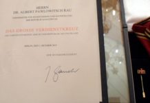 Большая награда большому человеку Das grosse Verdiestkreuz