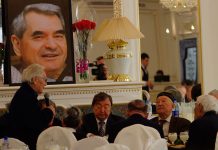 Человек жив, пока жива память о нем Обед в память Герольда Бельгера | Фото: Хайке Маус