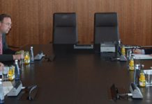 Результаты встреч в Берлине На встрече в Министерстве внутренних дел Германии (слева): д-р А.Шумахер (BMI), Х.Кошик (BA MdB), Т.Хельм (KAS); (справа): А.Дедерер (АООНК “Возрождение”), Е.Гуди (КГАП). | Фото: BMI