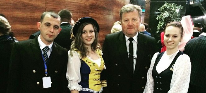 Анастасия Шедь на сессии АНК