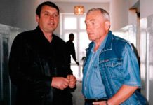 Путь чести и верности профессиональному долгу Председатель общества немцев Игорь Берг и Владимир Баумейстер на социальной станции г. Астаны.