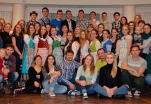 Молодежная творческая мастерская Участники молодежной творческой мастерской. | Фото предоставлено автором