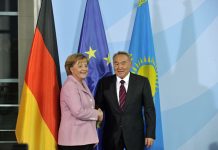 Нурсултан Назарбаев поздравил Меркель Нурсултан Назарбаев встретился с Федеральным канцлером Ангелой Меркель