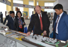 Генеральный консул ФРГ Йорн Розенберг посетил Южно-Казахстанскую область Генеральный консул ФРГ Йорн Розенберг посетил Южно-Казахстанскую область