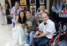 Творческий коллектив «Белый ангел» Творческий коллектив«Белый ангел» | Фото предоставила Аида Муканова