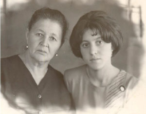Валентина с матерью Аделиной.