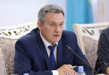 Выполняя поручения XXVI сессии АНК Леонид Прокопенко