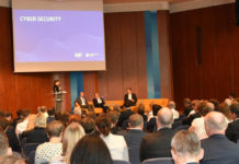 Укрепляя сотрудничество