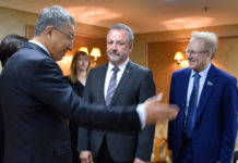 Бернд Фабрициус посетил Дворец мира и согласия