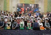 «Wir sind zusammen» – «Мы вместе»