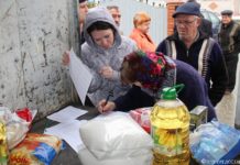 С миру по нитке… Актюбинским немцам оказывают социальную помощь