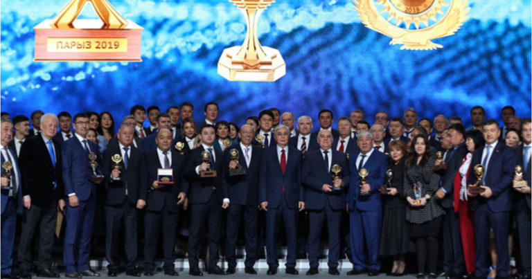 Президент отметил победителей «Алтын сапа — 2019»