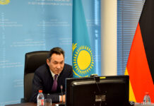 Соответствуя мировой демократической практике