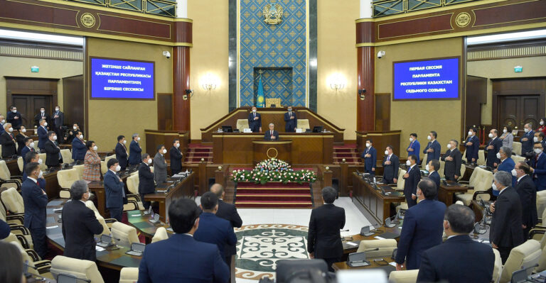 Первая сессия Парламента VII созыва