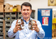 Евгений Колесник. И всё-таки они вертятся Евгений Колесник