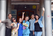 Пора передавать эстафету С коллективом редакции Республиканской немецкой газеты.