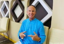 Канала Ауэр – ситарист из Австрии