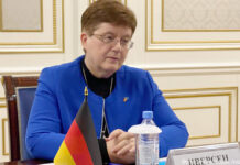 Посол Моника Иверсен посетила ВКО