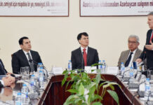 В немецком издательстве «Эргон-Номос» вышла книга азербайджанского ученого-литературоведа Мир Джалала Пашаева «Мастерство Физули»