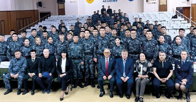 Стратегии и вызовы: Аксакалы Казахстана обсуждают главные тезисы Национального курултая