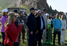 Экологическая акция «Таза Қазақстан» проходит в Алматинской области