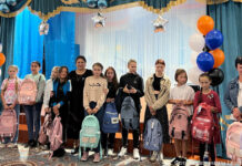 Подарки от бизнесменов к школе