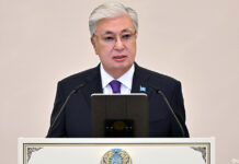 Поздравление Главы государства Касым-Жомарта Токаева с Днем Республики