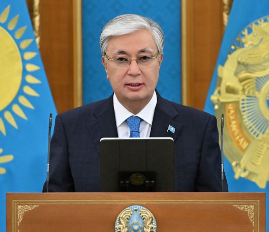 Новая Конституция будет вынесена на референдум