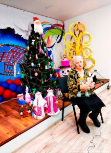 Кадр из фильма "День накануне Рождества". Железинка и немцы. Катарина Лисс