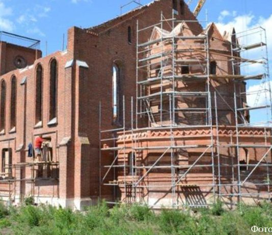 Карл Лоор: хранитель памяти