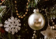 Frohe Weihnachten! Счастливого Рождества!